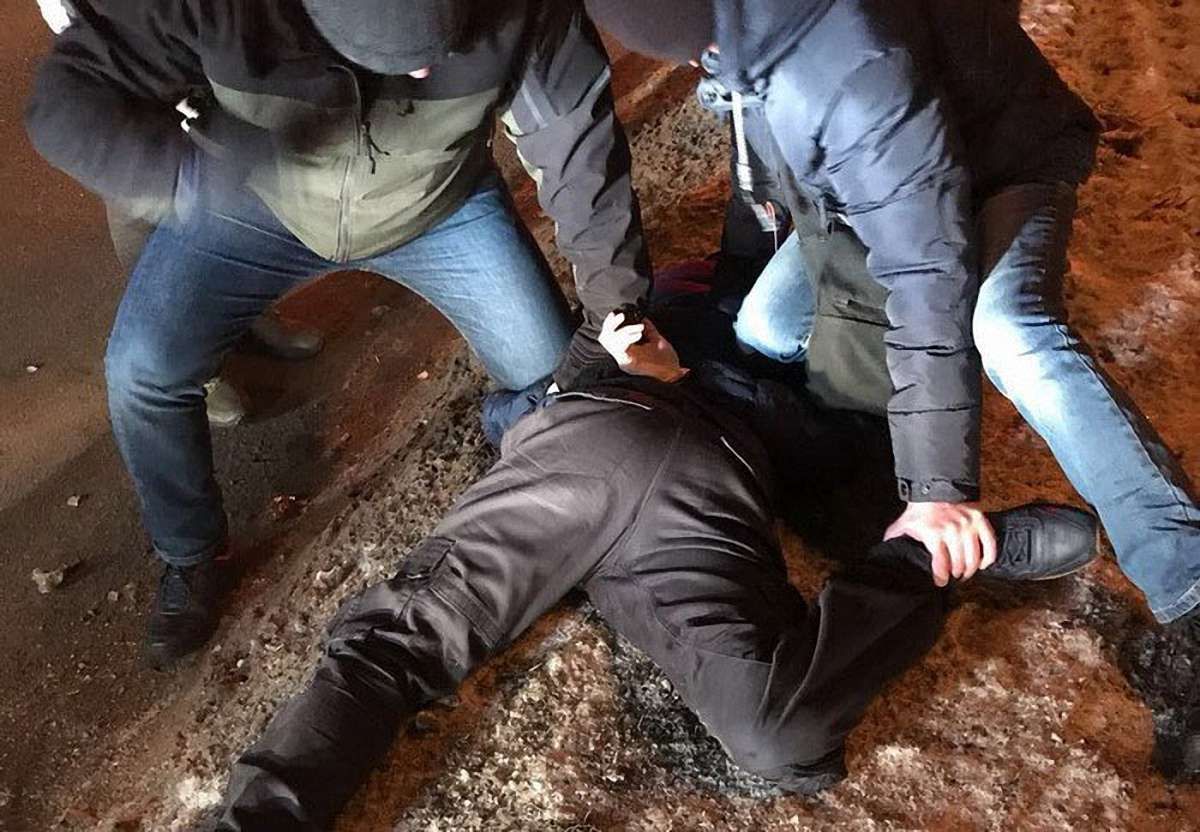 У Києві СБУ затримала на хабарі державного посадовця столичної митниці