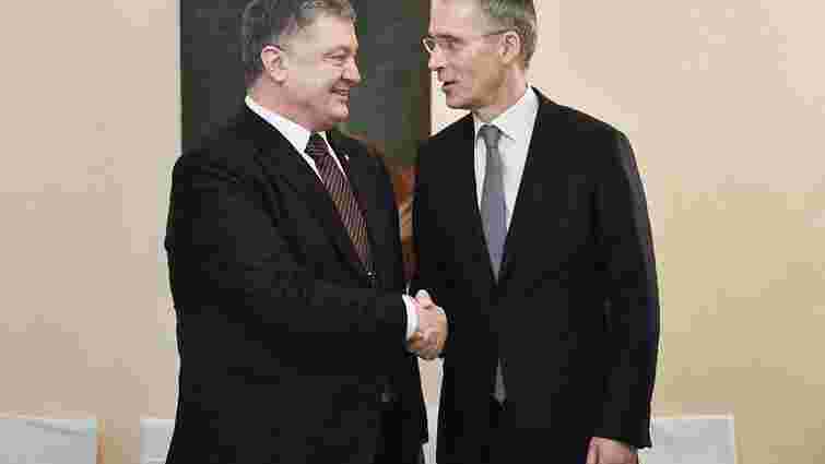 Порошенко подякував Столтенбергу за політику «відкритих дверей» НАТО для України
