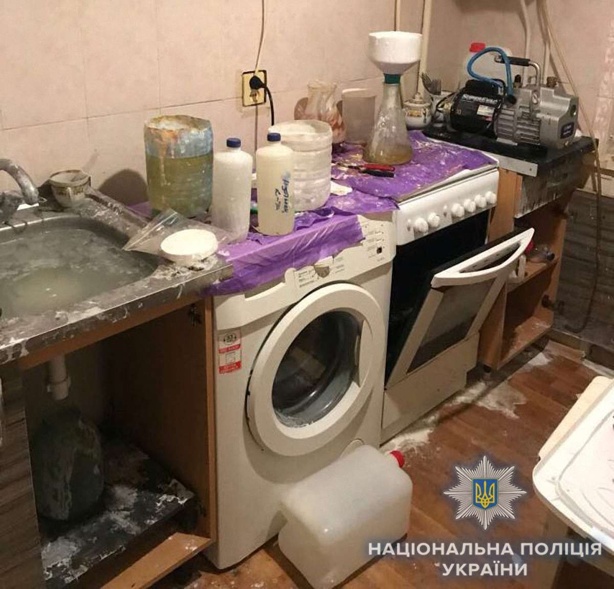 Поліція Одеси виявила нарколабораторію з виготовлення амфетаміну