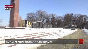 Заступник мера Львова заявив про демонтаж 30-метрового пілона Монумента Слави