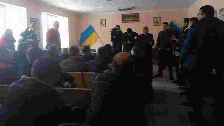 Депутати Львівської міськради побились із охоронцями комунального АТП-1