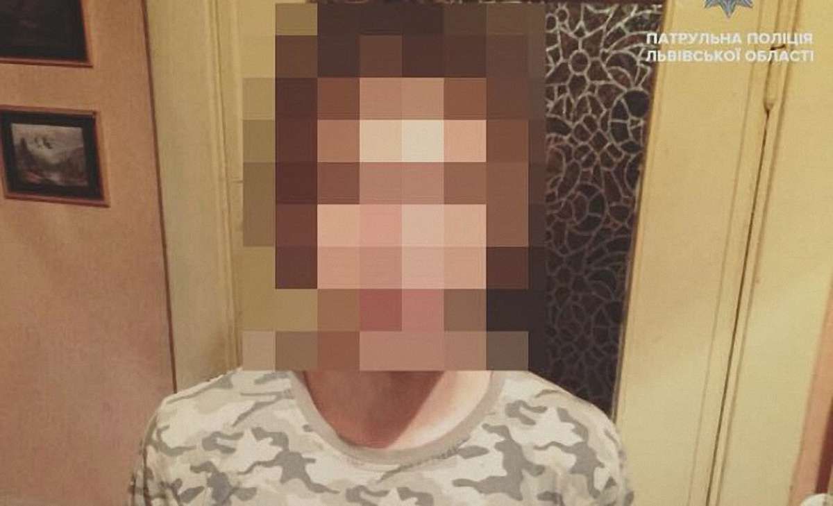 Поліція затримала 23-річного львів'янина, що вкрав у перехожої сумку з $1 тис.