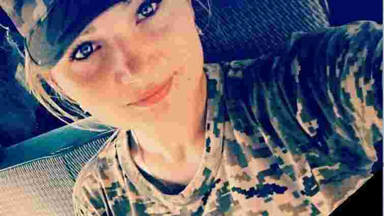 На Донбасі внаслідок обстрілу бойовиків загинула 23-річна військова медсестра