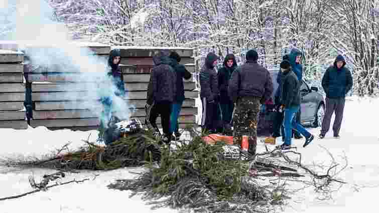 Через протести активістів з Дрогобича майже два тижні не вивозять сміття