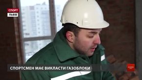 Найдужчий чоловік планети львів'янин Володимир Рекша перевтілився у будівельника