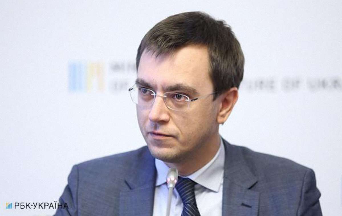 Володимир Омелян назвав причини перенесення угоди України та ЄС про «відкрите небо»
