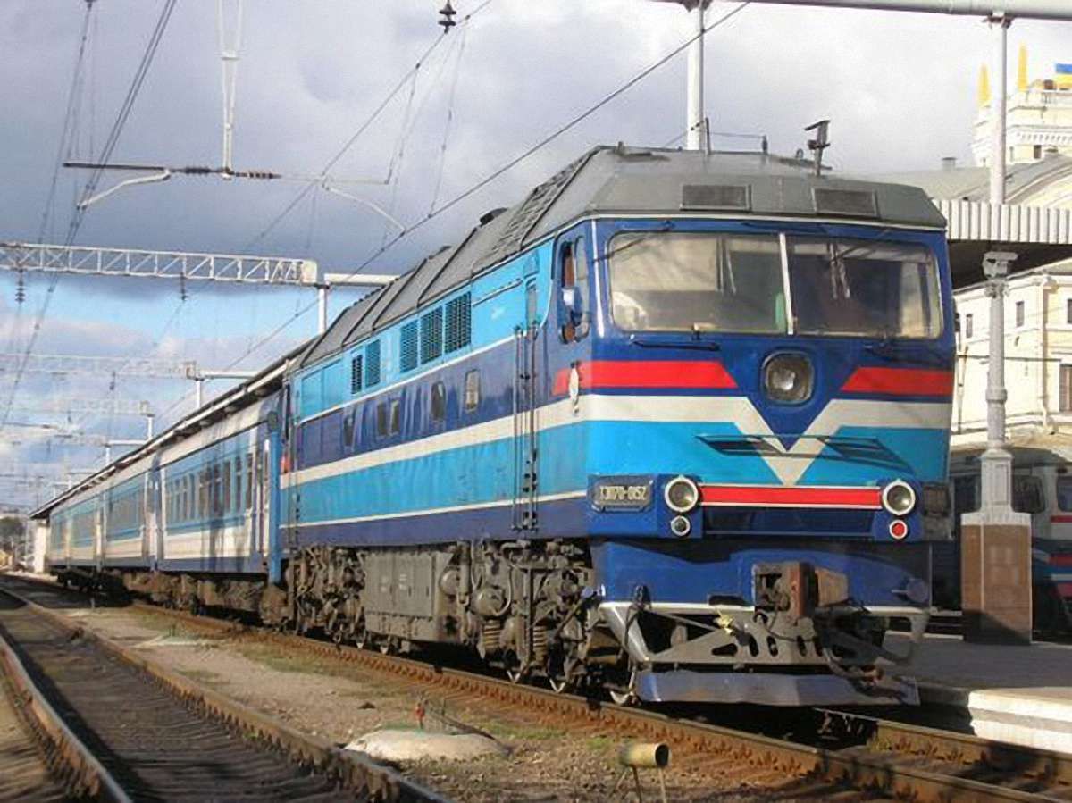 «Укрзалізниця» запускає новий поїзд, який з’єднає Київ з Азовським морем та Донбасом