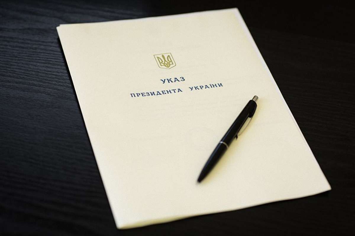Президент України нагородив 43 військових і 2 працівників МВС посмертно