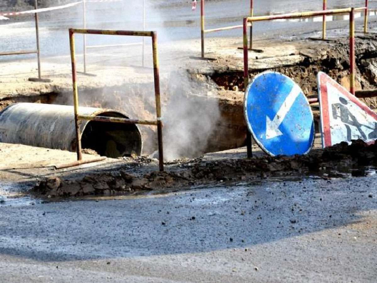 Через ліквідацію витоку частина будинків у двох районах Львова тимчасово без води