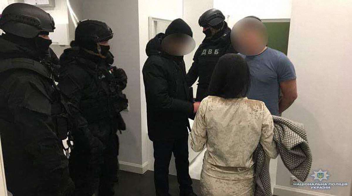 У Києві затримали чотирьох підозрюваних у замаху на керівника зернової корпорації