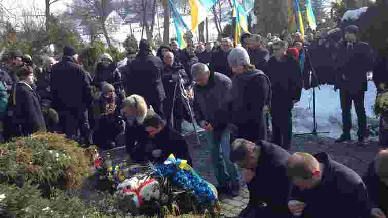 Українсько-польська делегація вшанувала у селі Павлокома пам'ять загиблих українців