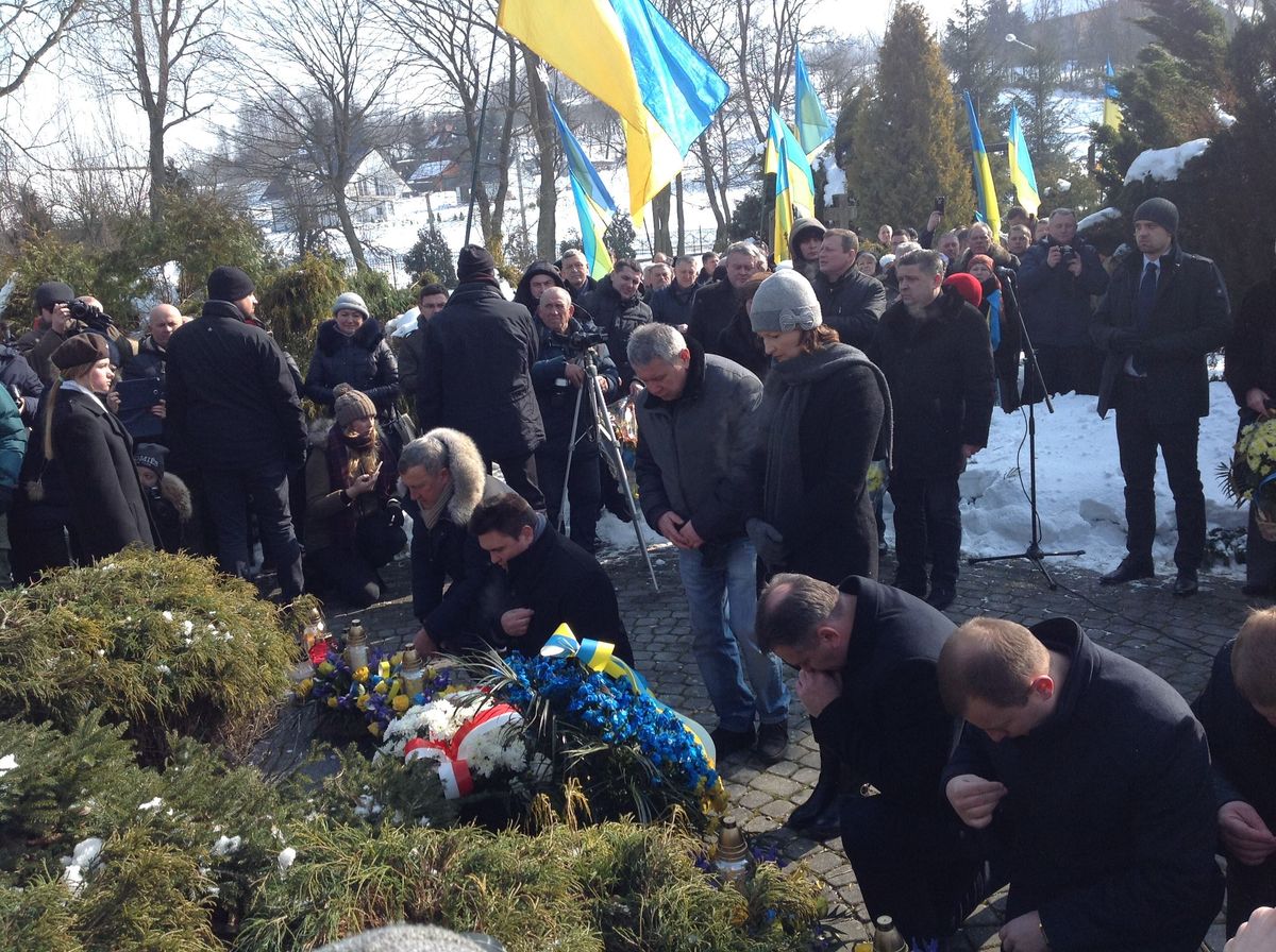 Українсько-польська делегація вшанувала у селі Павлокома пам'ять загиблих українців