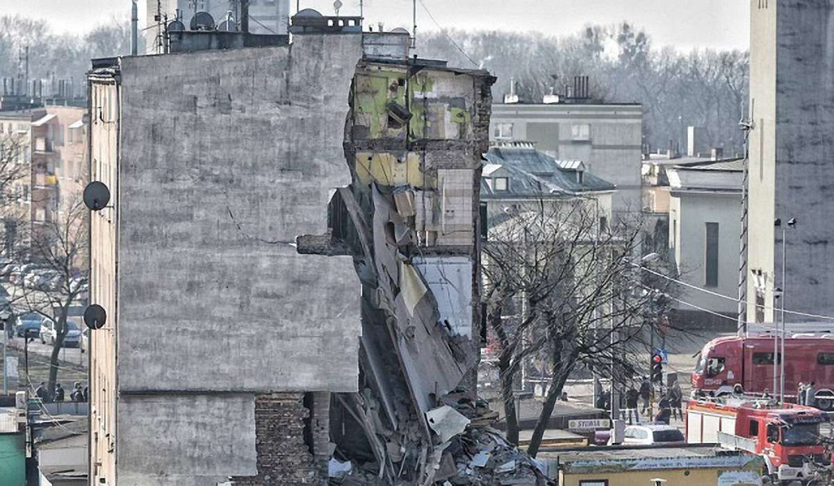 У Познані внаслідок вибуху газу обвалився чотириповерховий будинок, є загиблі
