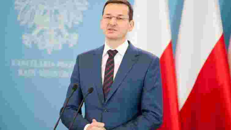 Прем'єр-міністр Польщі анонсував скорочення чиновників та витрат на уряд