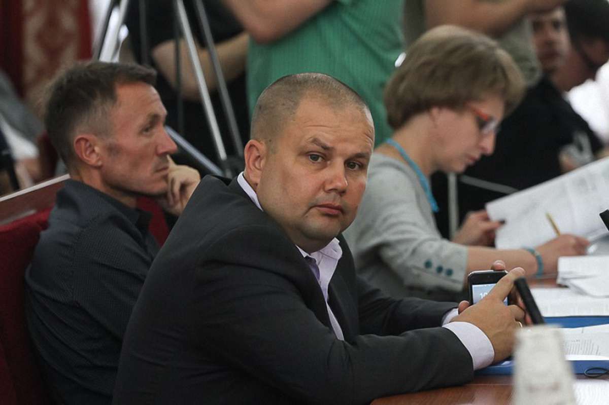 Депутат Житомирської облради вистрелив собі в груди з карабіна