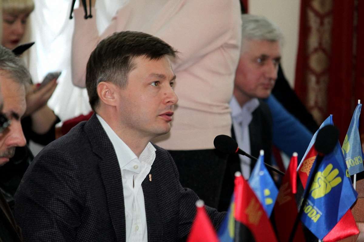 Житомирська облрада проголосувала за використання прапора ОУН на території області