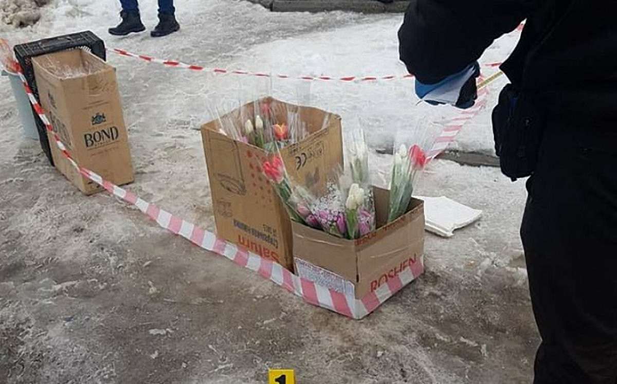 У Кропивницькому 8 березня злочинці намагалися викрасти ящик квітів і застрелити продавця