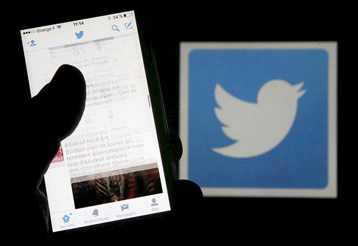 Вчені виявили, що фейкові новини поширюються в Twitter на 70% швидше за справжні