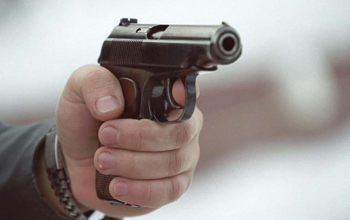 П'яний начальник управління поліції Сумщини влаштував стрілянину у поїзді «Київ-Одеса»