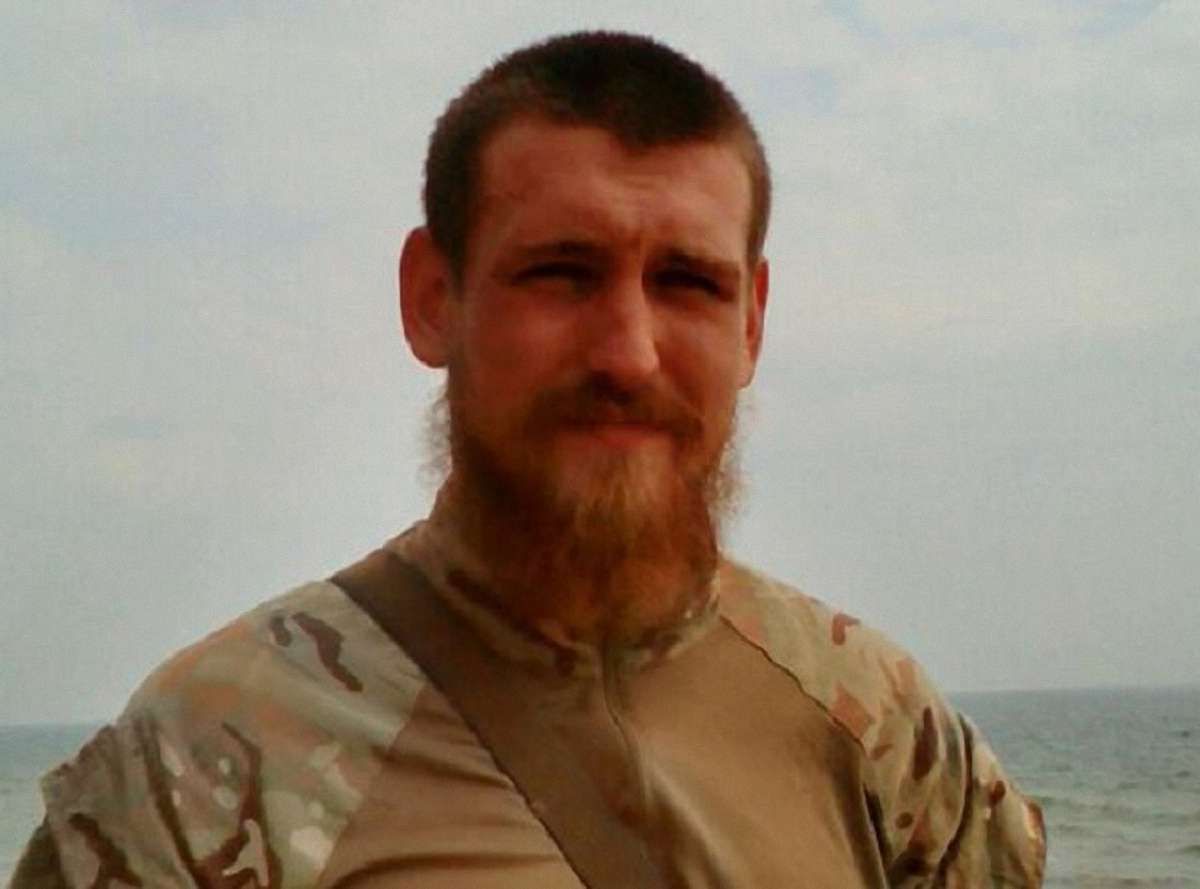 У Червонограді прощаються із добровольцем, який загинув від кулі снайпера у зоні АТО