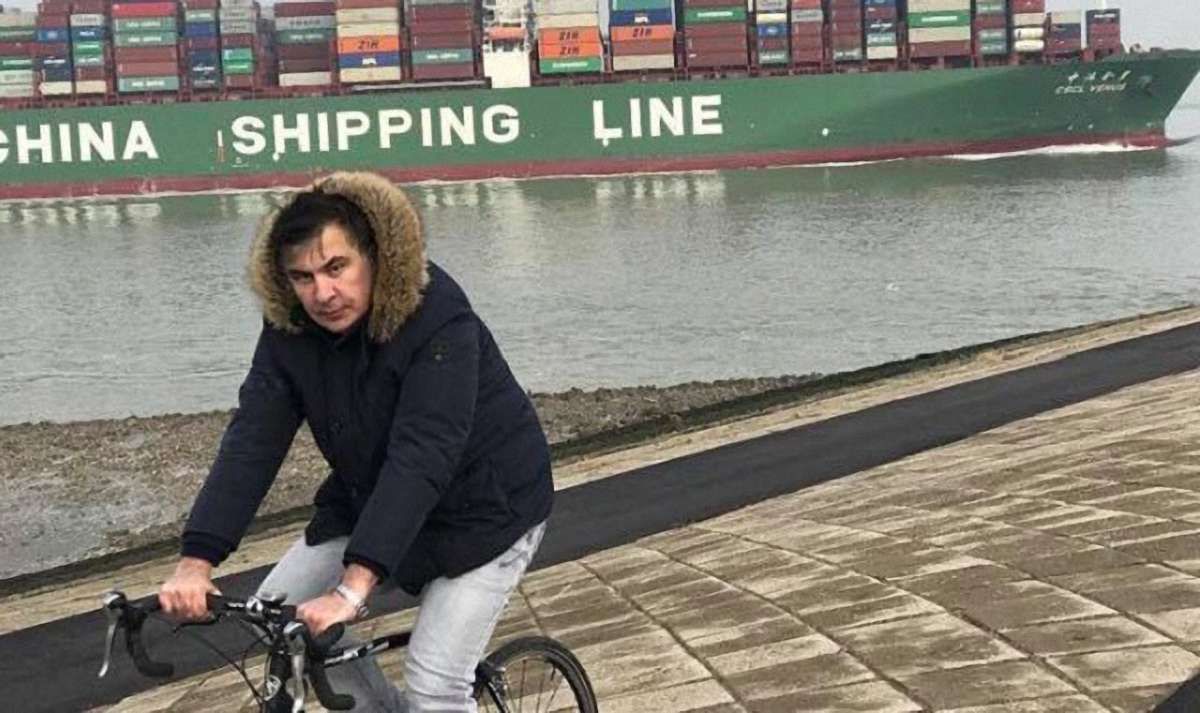 Якби Саакашвілі був під арештом, то його не депортували би, – Луценко