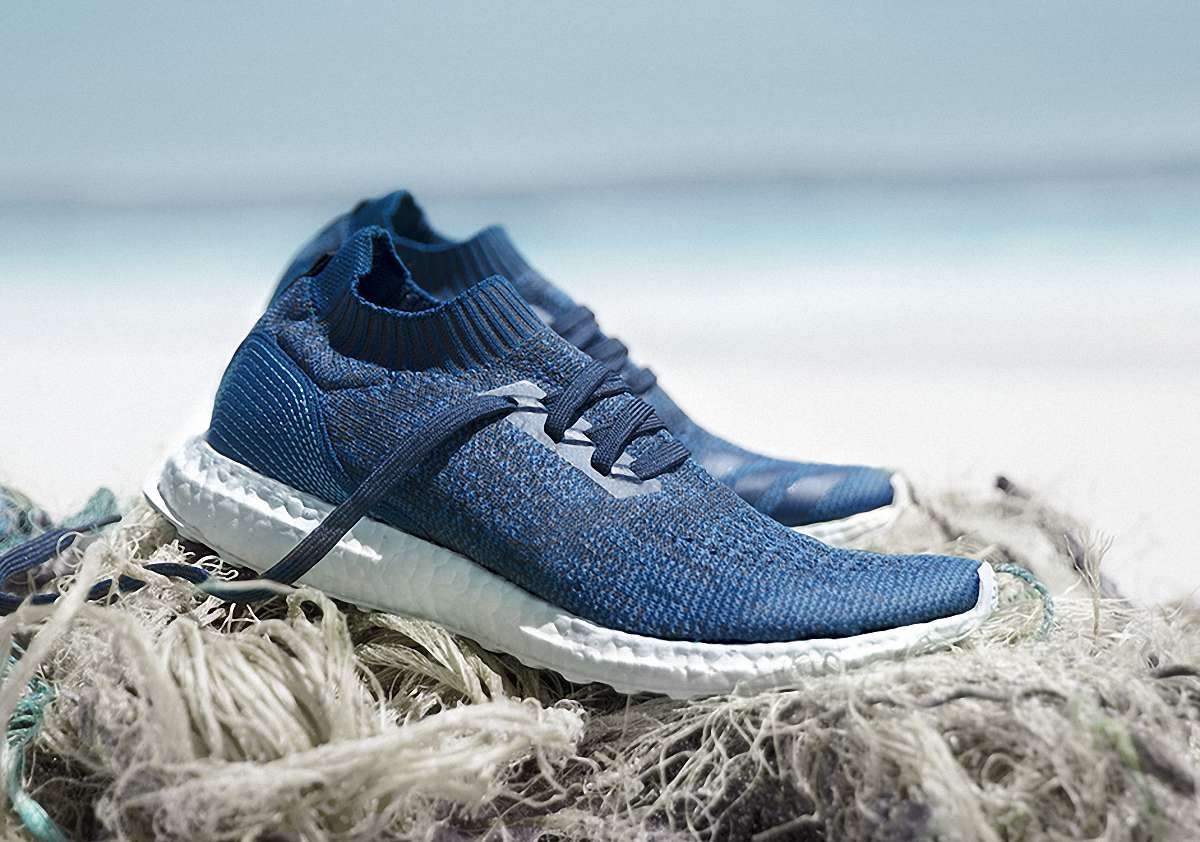 Adidas продала 1 млн пар взуття, виготовлених зі сміття, яке виловили в океані