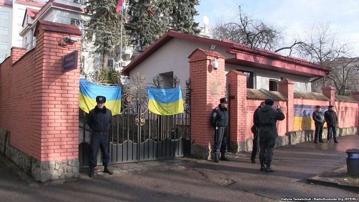 Росіян не допускатимуть на голосування 18 березня в консульствах РФ в Україні