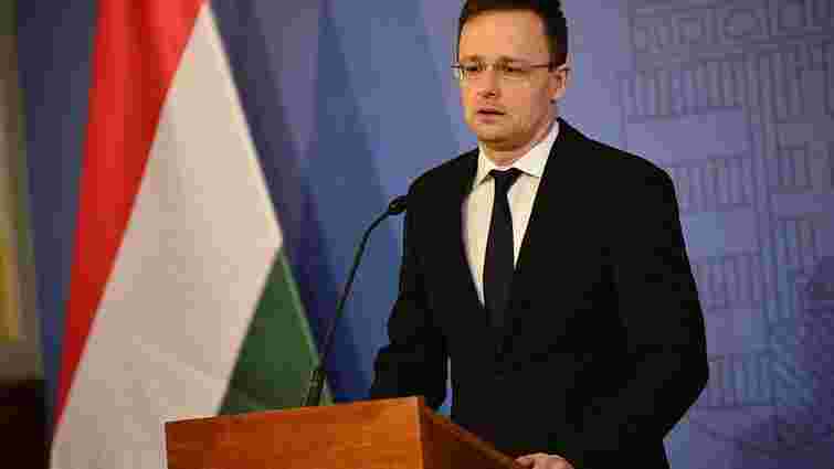 Угорщина незадоволена планами України відновити військову базу у Берегово