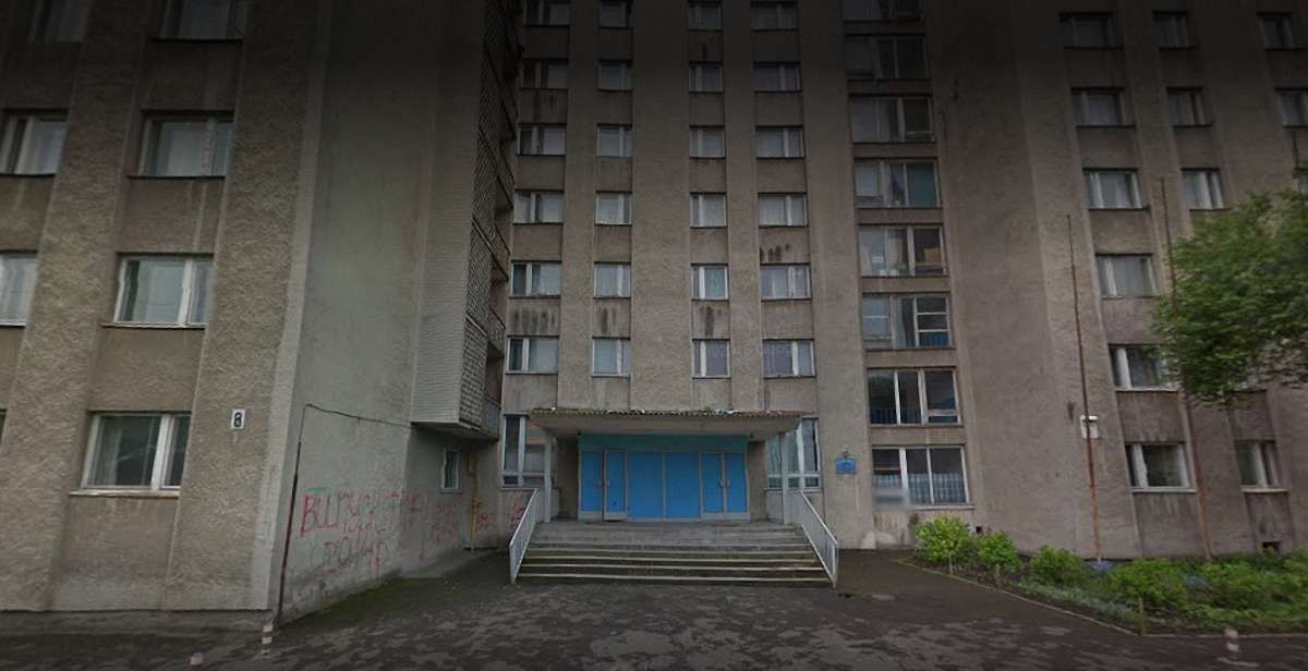 Львівські рятувальники загасили пожежу у студентському гуртожитку