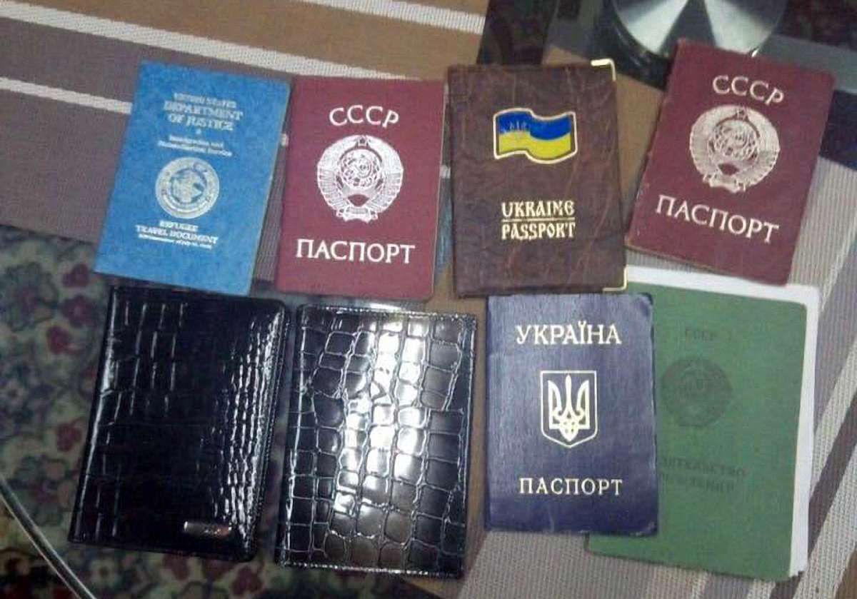 На Миколаївщині викрили банду, яка підробляла паспорти для окупованих територій