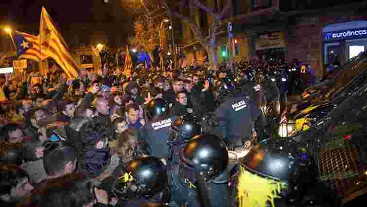 У Барселоні спалахнули сутички через рішення іспанського суду про арешт Пучдемона