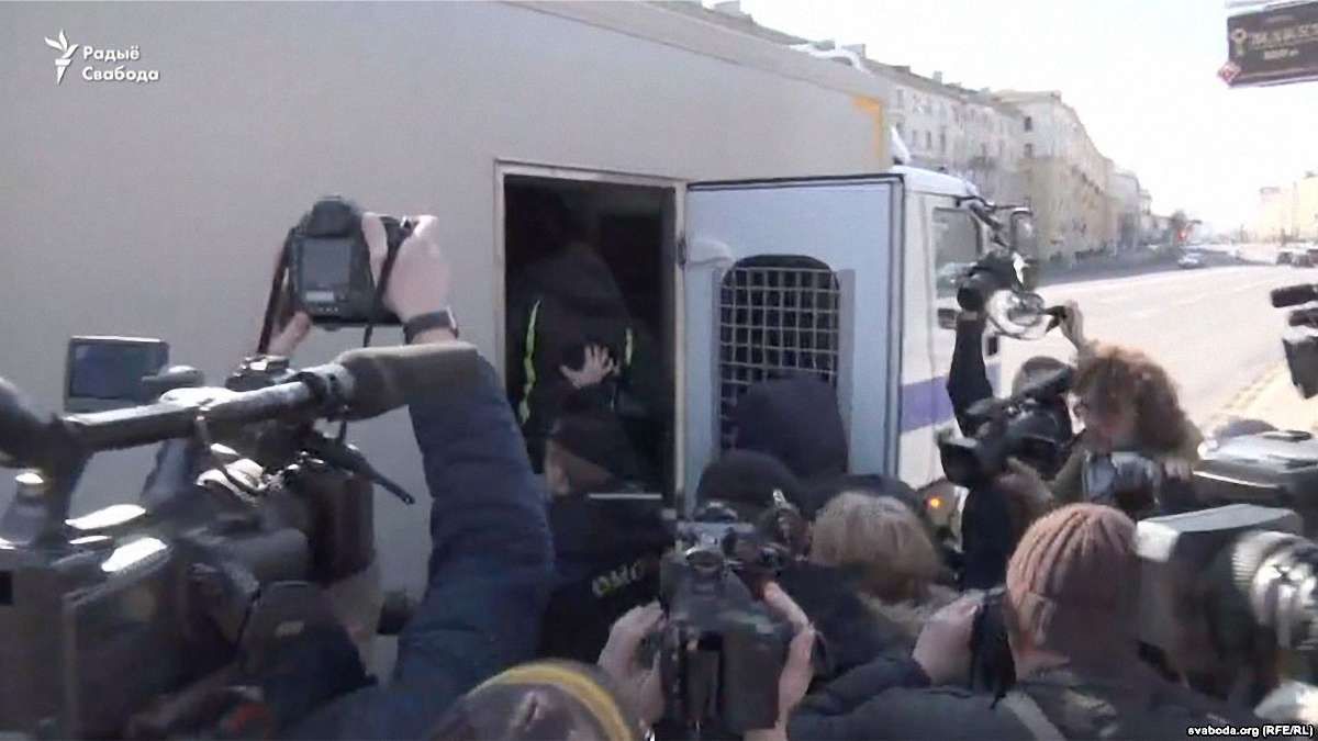 У Білорусі на святкуванні «Дня волі» по всій країні затримують активістів