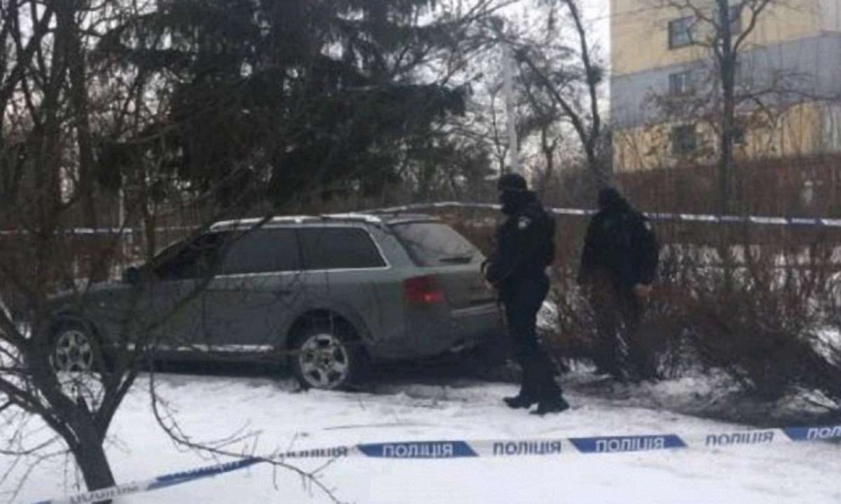На Київщині грабіжники захопили у заручники бабусю з онуками