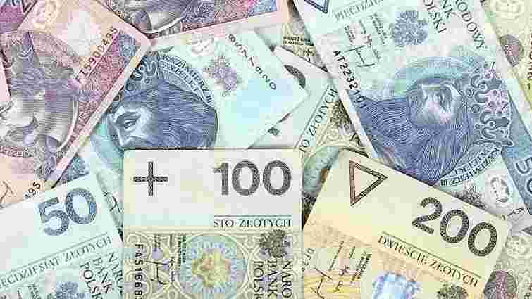 У 2017 році заробітчани переказали з Польщі в Україну $3,8 млрд 