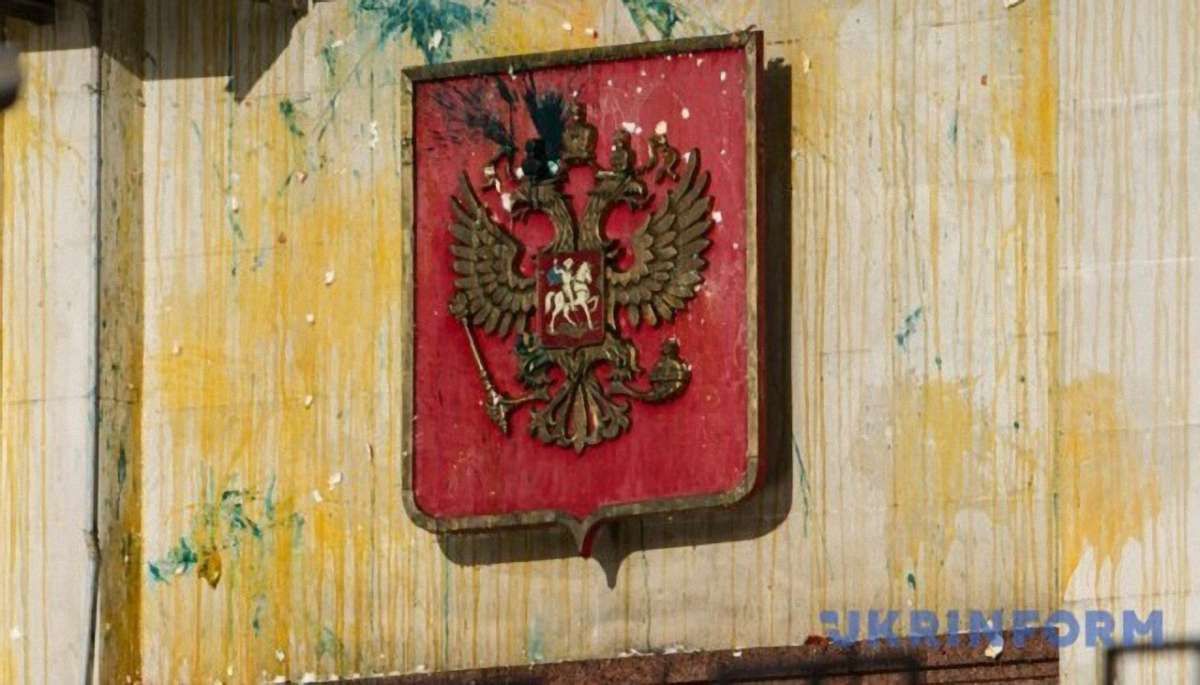 Про випровадження російських дипломатів оголосили вже 27 країн