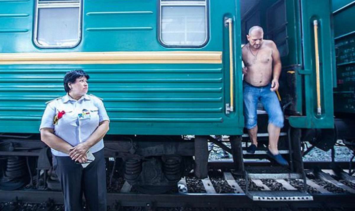 «Укрзалізниця» запроваджує новий клінінг у пасажирських вагонах потягів