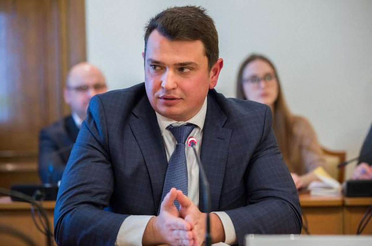 Голова НАБУ назвав справи, які є підставою для відкриття кримінальної справи проти Холодницького