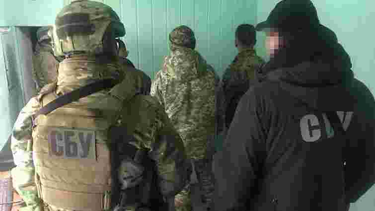 На Одещині СБУ затримала на хабарі посадовців митниці та прикордонної служби