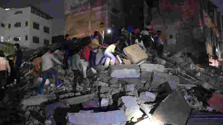 В Індії завалився чотириповерховий готель, загинули 10 людей