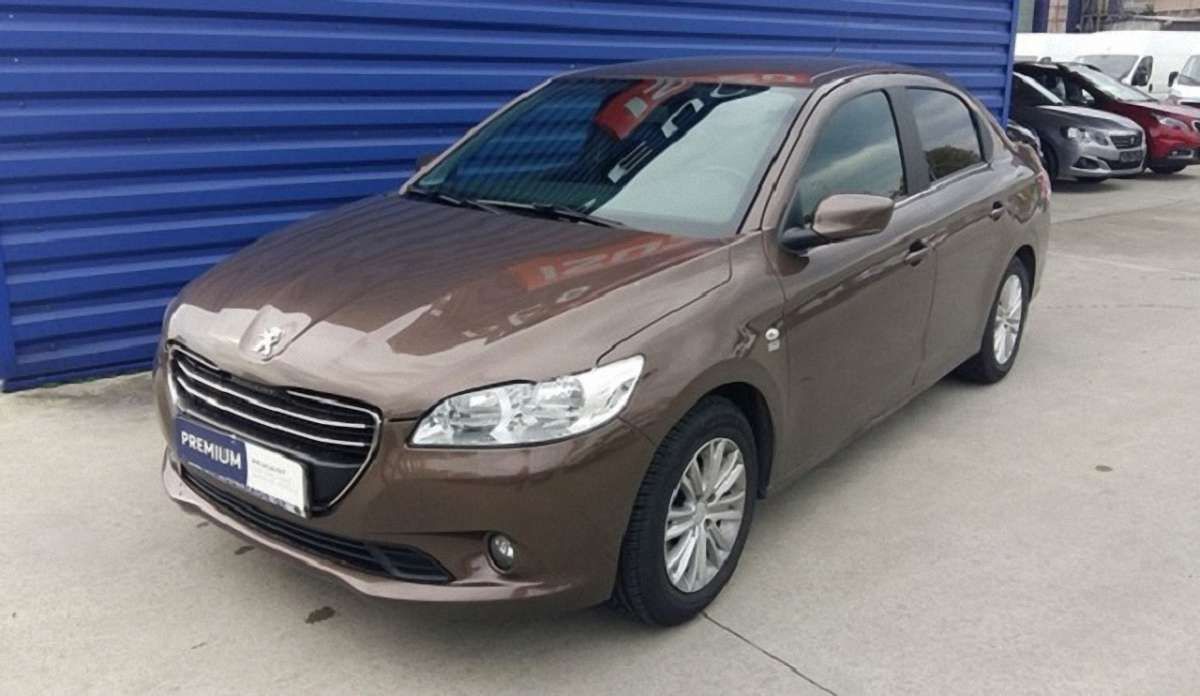 Сколівська райрада придбала автомобіль Peugeot за близько ₴400 тис.