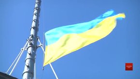Над Львівською ратушею урочисто підняли синьо-жовтий прапор