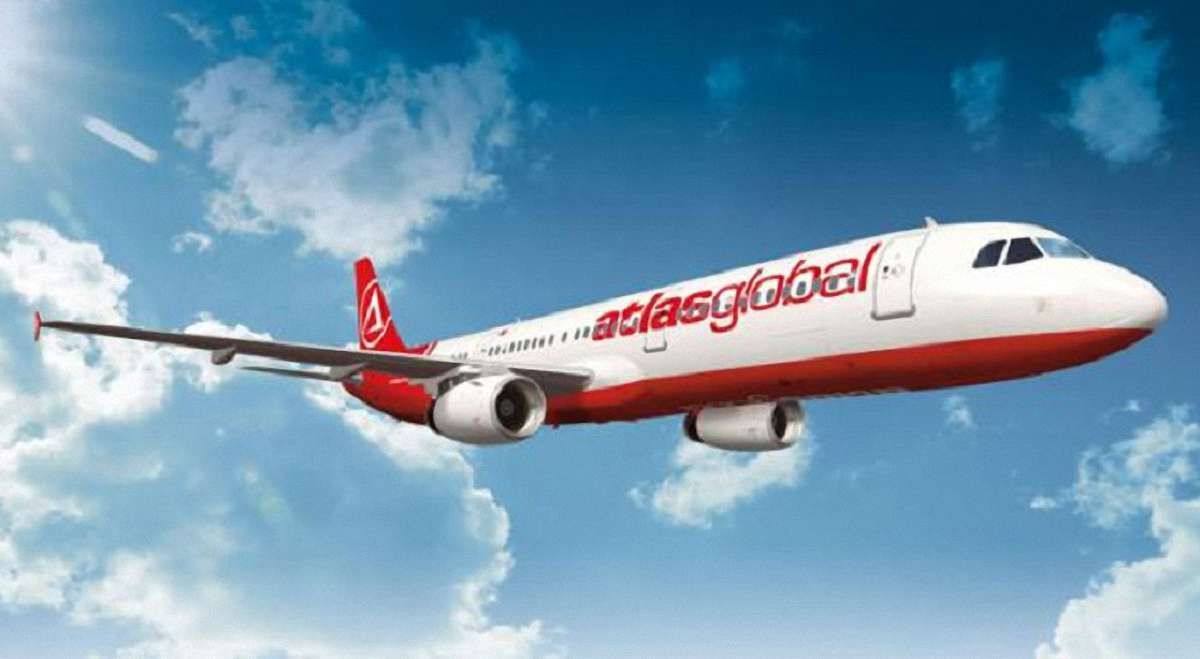 Atlasjet Ukraine оголосив про скасування усіх регулярних авіарейсів з України