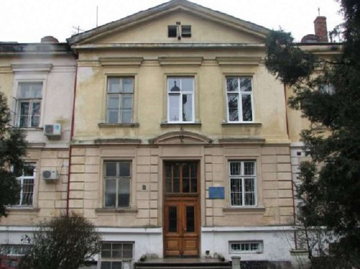 У Львові з психіатричної лікарні втекли двоє неповнолітніх пацієнтів