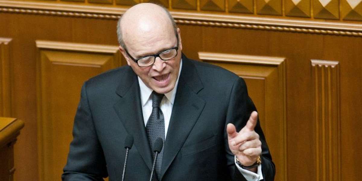 ЦВК зареєструвала народним депутатом від БПП екс-міністра юстиції Романа Зварича