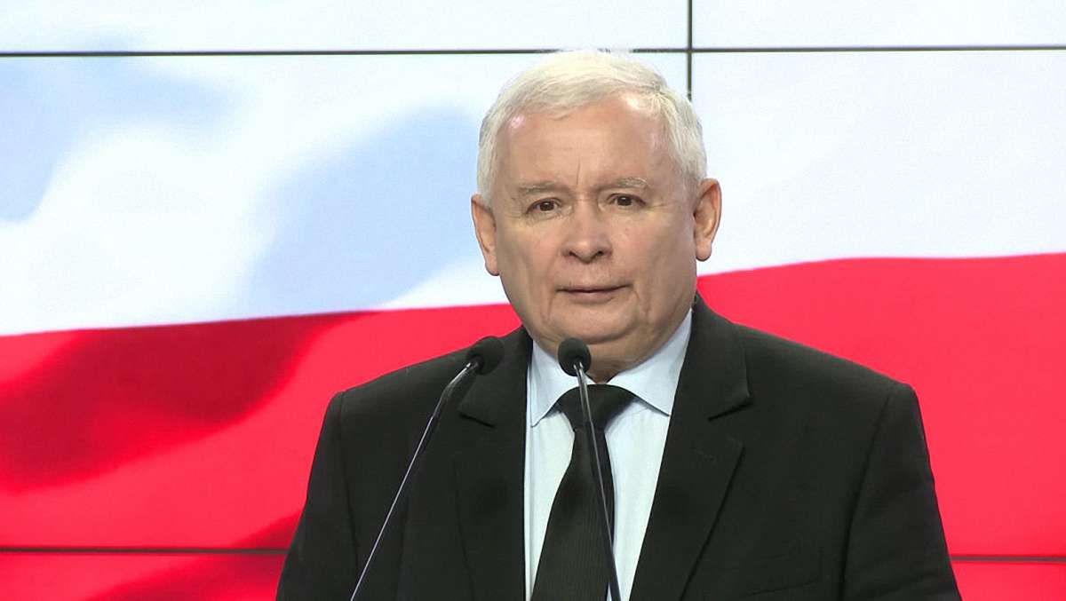 У Польщі депутатам Сейму уріжуть зарплату  на 20%