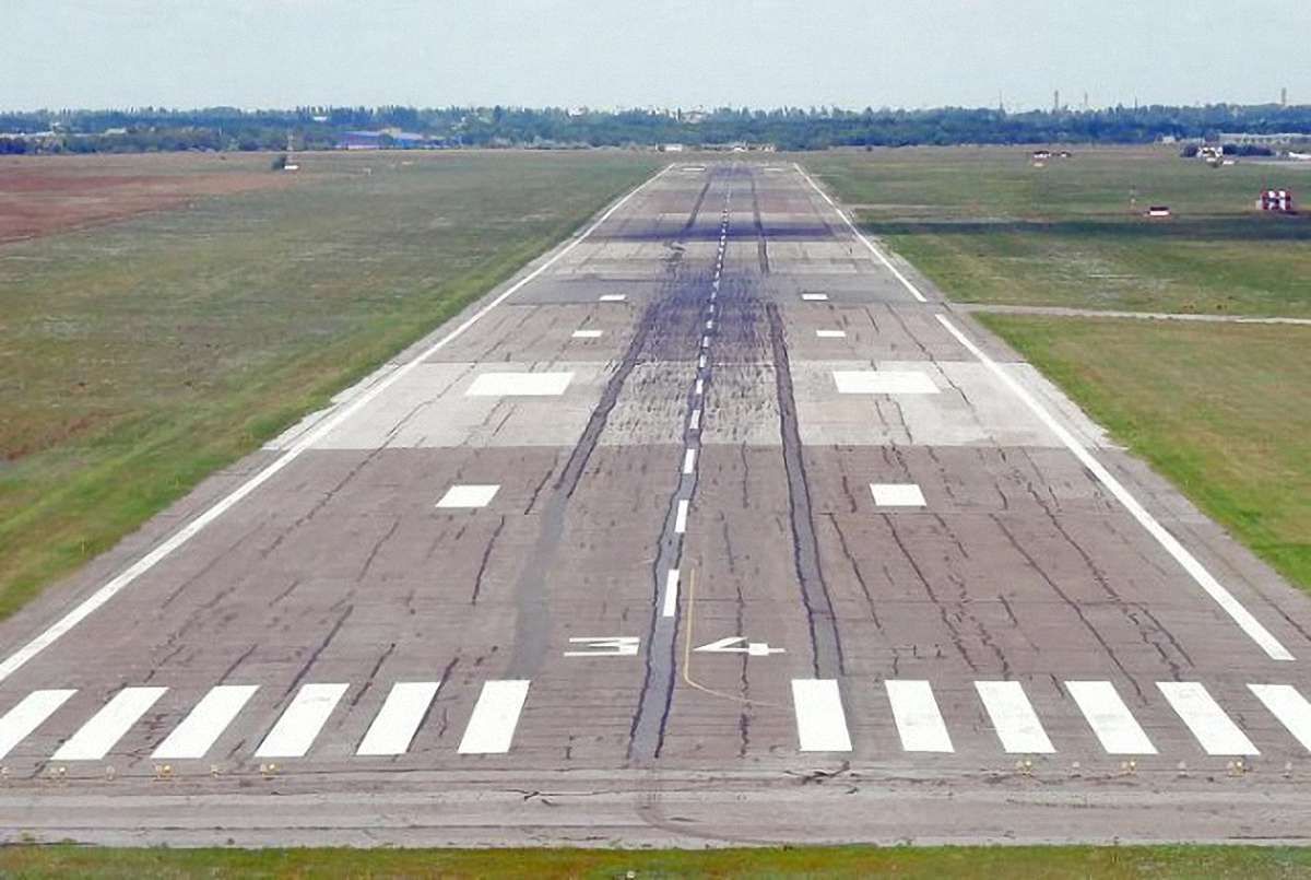 Україна може побудувати новий аеропорт в Хусті або Мукачево