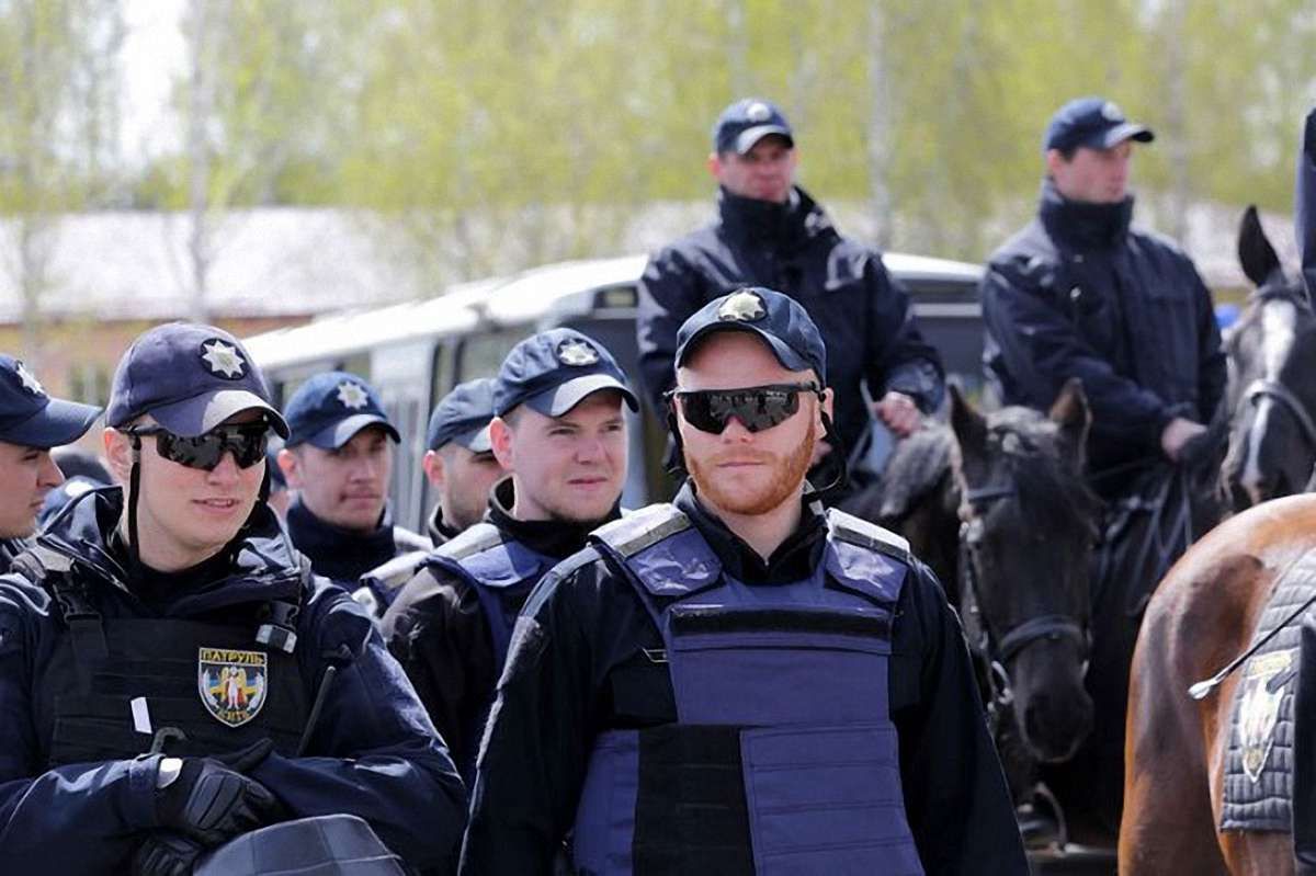 В Україні на Великдень чергуватимуть майже 22 тис. силовиків та 14 тис. рятувальників
