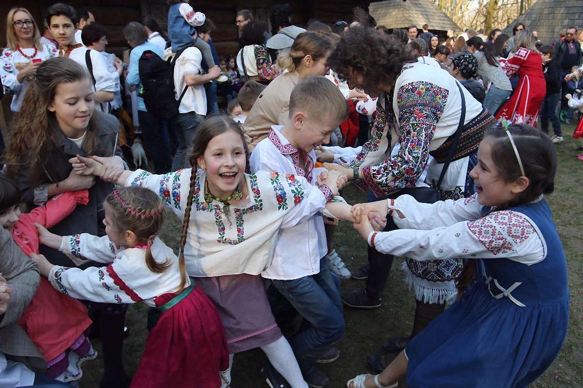 У цьогорічному святкуванні Великодня у Шевченківському гаю взяла рекордна кількість львів'ян