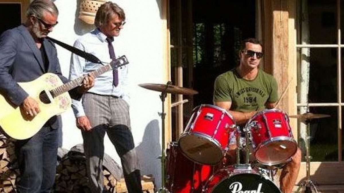 Володимир Кличко тимчасово стане ударником гурту Rock-H