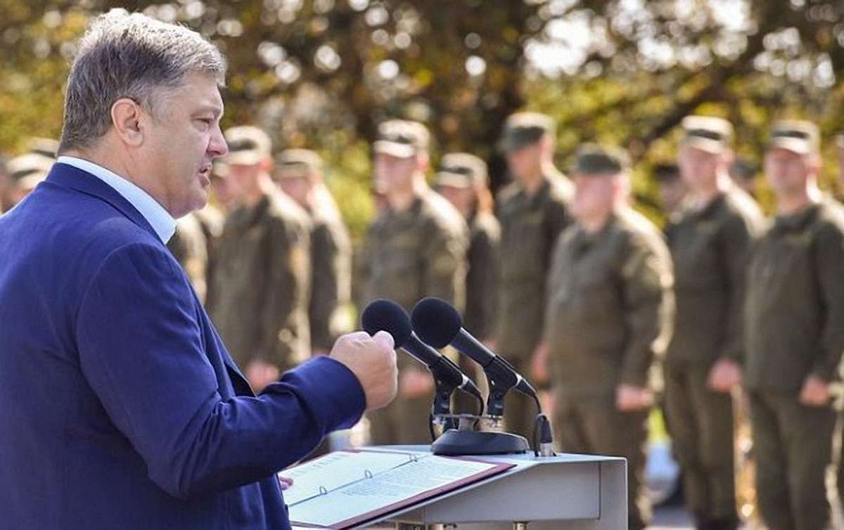 Порошенко заявив про прогрес у питанні введення миротворців на Донбас